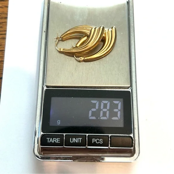 Vintage 14k Yellow Gold Half Twist Hoop Hinge Back Earrings 2.83 G 1.3